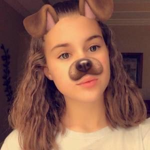 Meet your Posher, Abigail